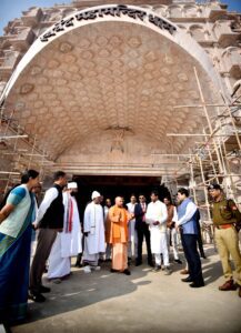 CM, UP, Kashi, Yogi Adityanath, Yogi, India, Home Minister, Sardar Vallabhbhai Patel, Sardar Patel, Tribute, Swarved Mahamandir Dham